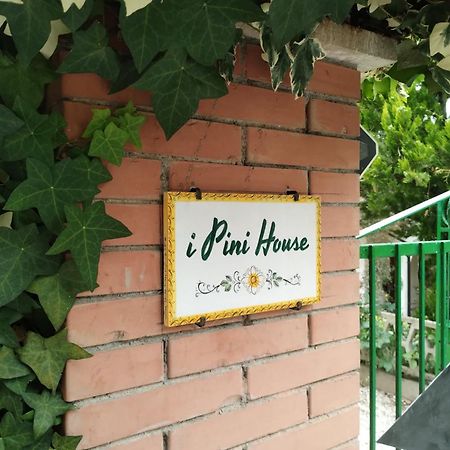 I Pini House Villa Magione Bagian luar foto